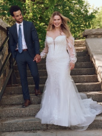 Maggie Sottero  Style BENJIE (25MB271B01 - Lined bodice, Chantilly lace) #1 Ivory thumbnail
