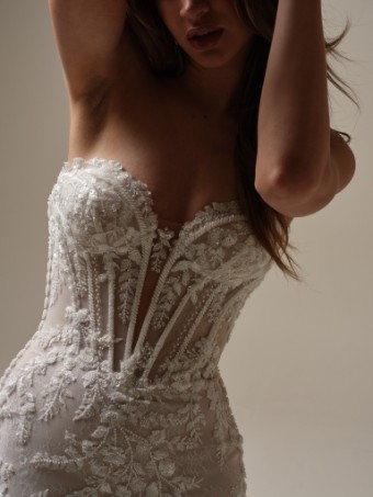 Maggie Sottero  Style BENJIE (25MB271A01 - Unlined bodice, Chantilly lace) #5 Ivory thumbnail