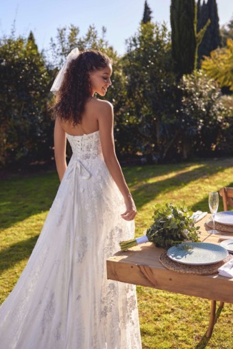 Lillian West Style 66432 #2 Ivory thumbnail